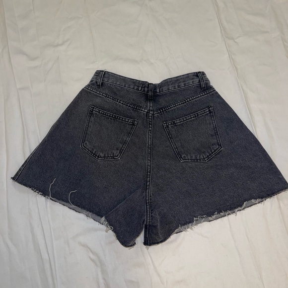 The Frankie Shop High Waist Gray Shorts - Picture 4 of 8